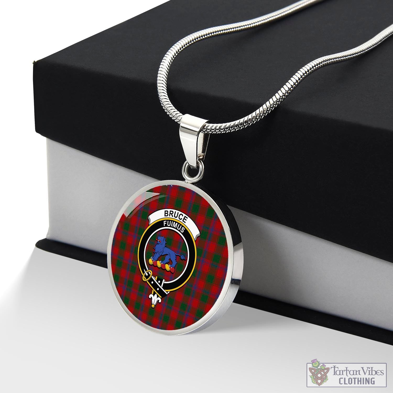 Tartan Vibes Clothing Bruce Old Tartan Circle Necklace with Family Crest