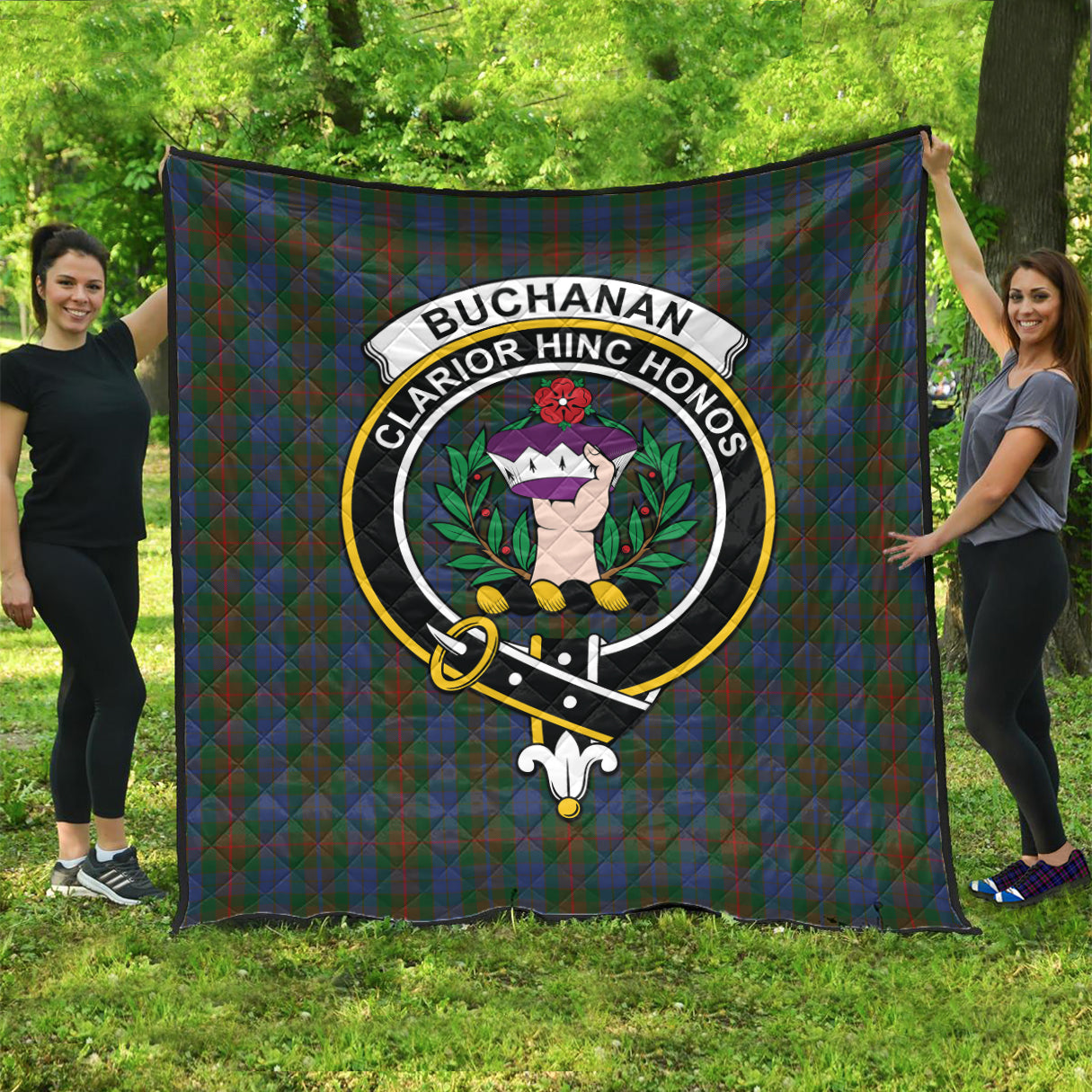 Buchanan Hunting Tartan Quilt with Family Crest - Tartanvibesclothing