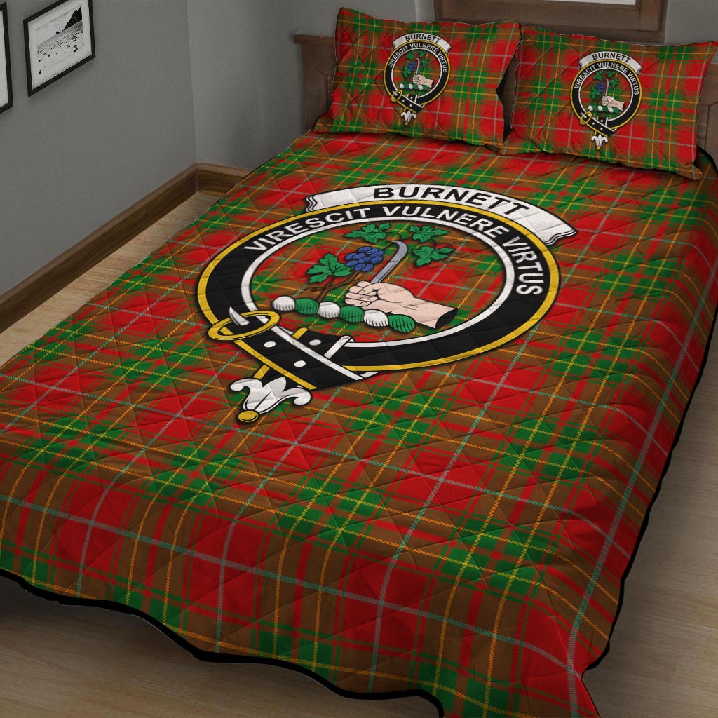 Burnett Ancient Tartan Quilt Bed Set with Family Crest - Tartanvibesclothing