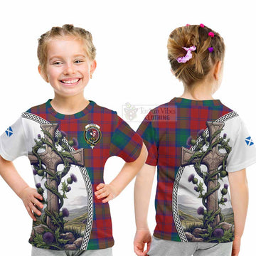 Byres (Byses) Tartan Kid T-Shirt with Family Crest and St. Andrew's Cross Accented by Thistle Vines - Tartan Vibes Clothing