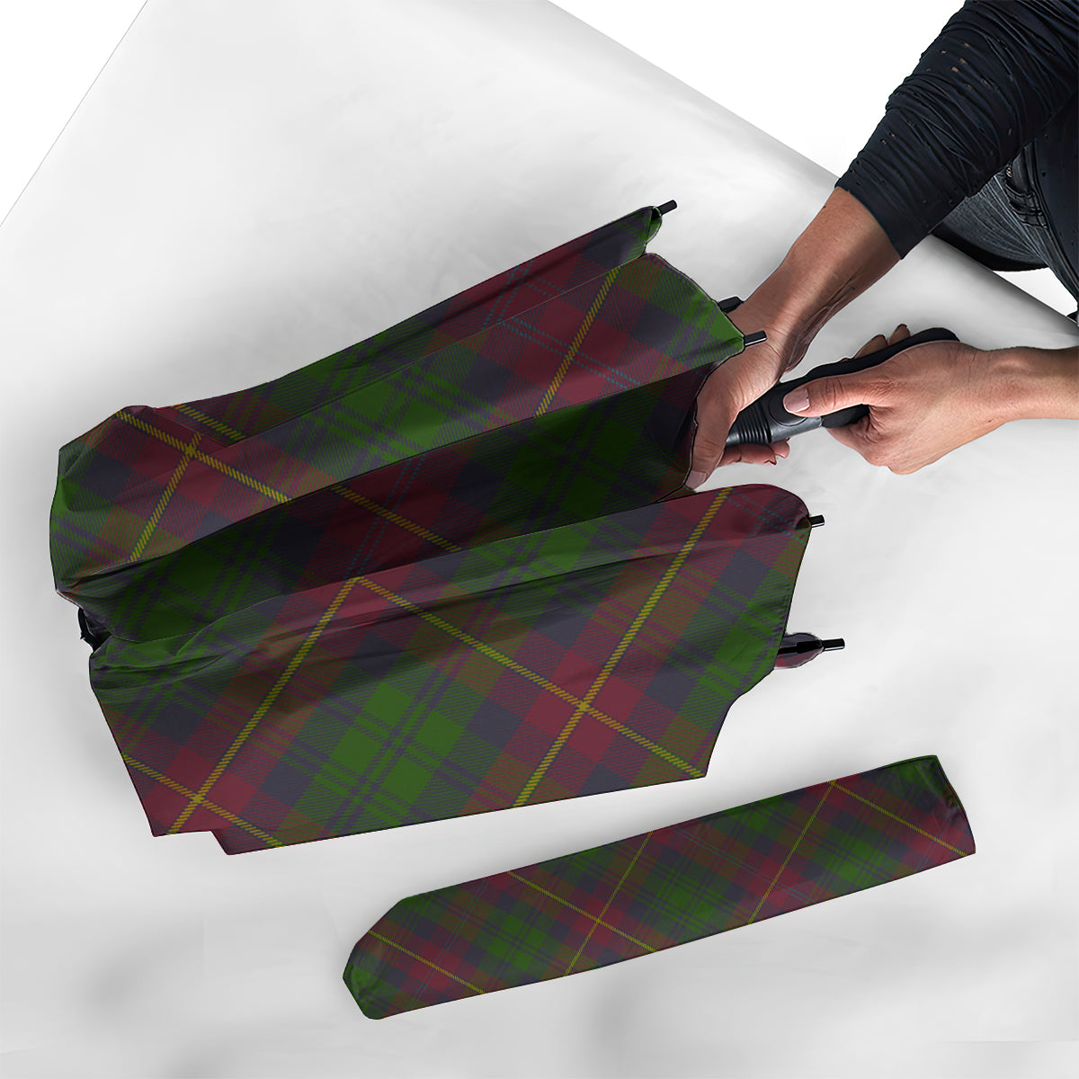 Cairns Tartan Umbrella - Tartanvibesclothing