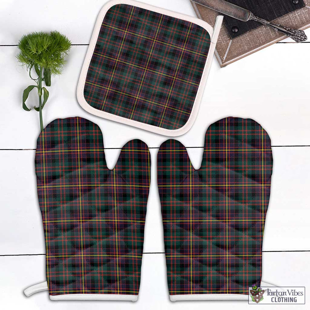 Cameron Highlanders of Ottawa Tartan Combo Oven Mitt & Pot-Holder Combo 1 Oven Mitt & 1 Pot-Holder White - Tartan Vibes Clothing