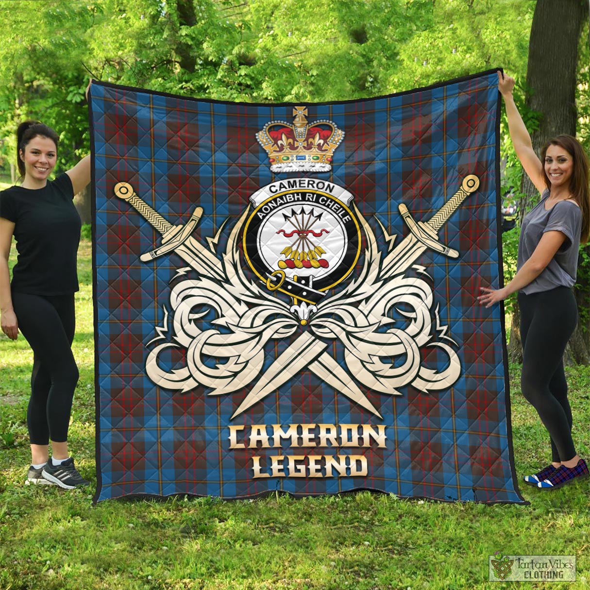 Tartan Vibes Clothing Cameron Hunting Tartan Quilt with Clan Crest and the Golden Sword of Courageous Legacy