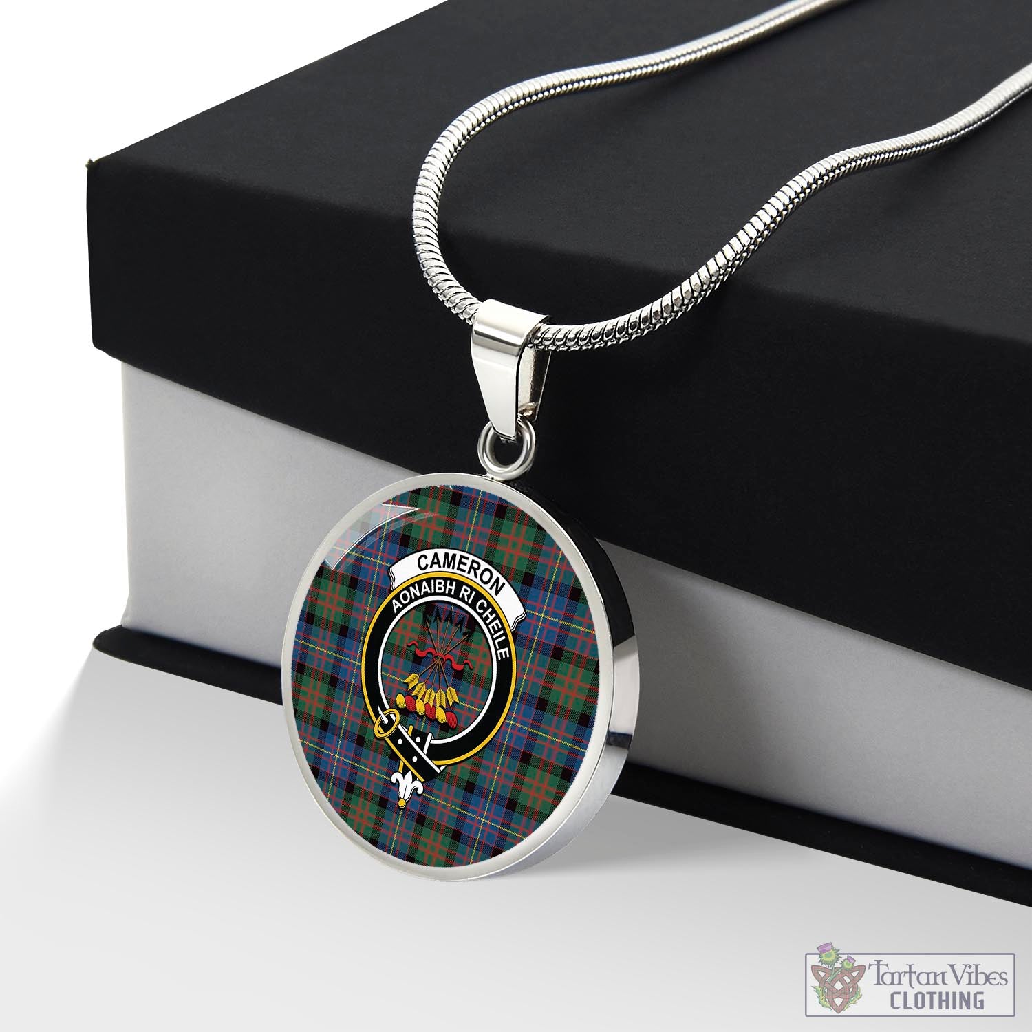 Tartan Vibes Clothing Cameron of Erracht Ancient Tartan Circle Necklace with Family Crest