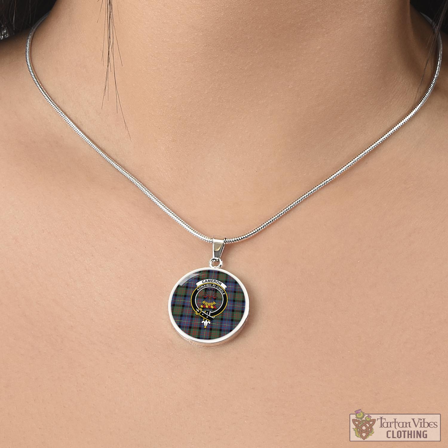 Tartan Vibes Clothing Cameron of Erracht Ancient Tartan Circle Necklace with Family Crest