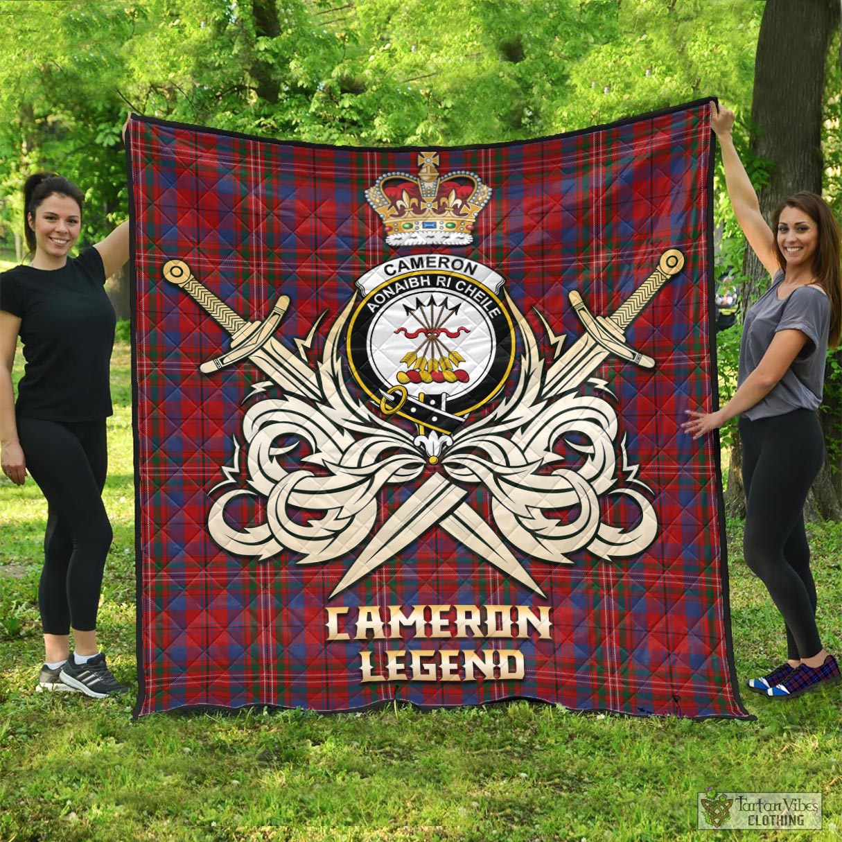 Tartan Vibes Clothing Cameron of Locheil Tartan Quilt with Clan Crest and the Golden Sword of Courageous Legacy