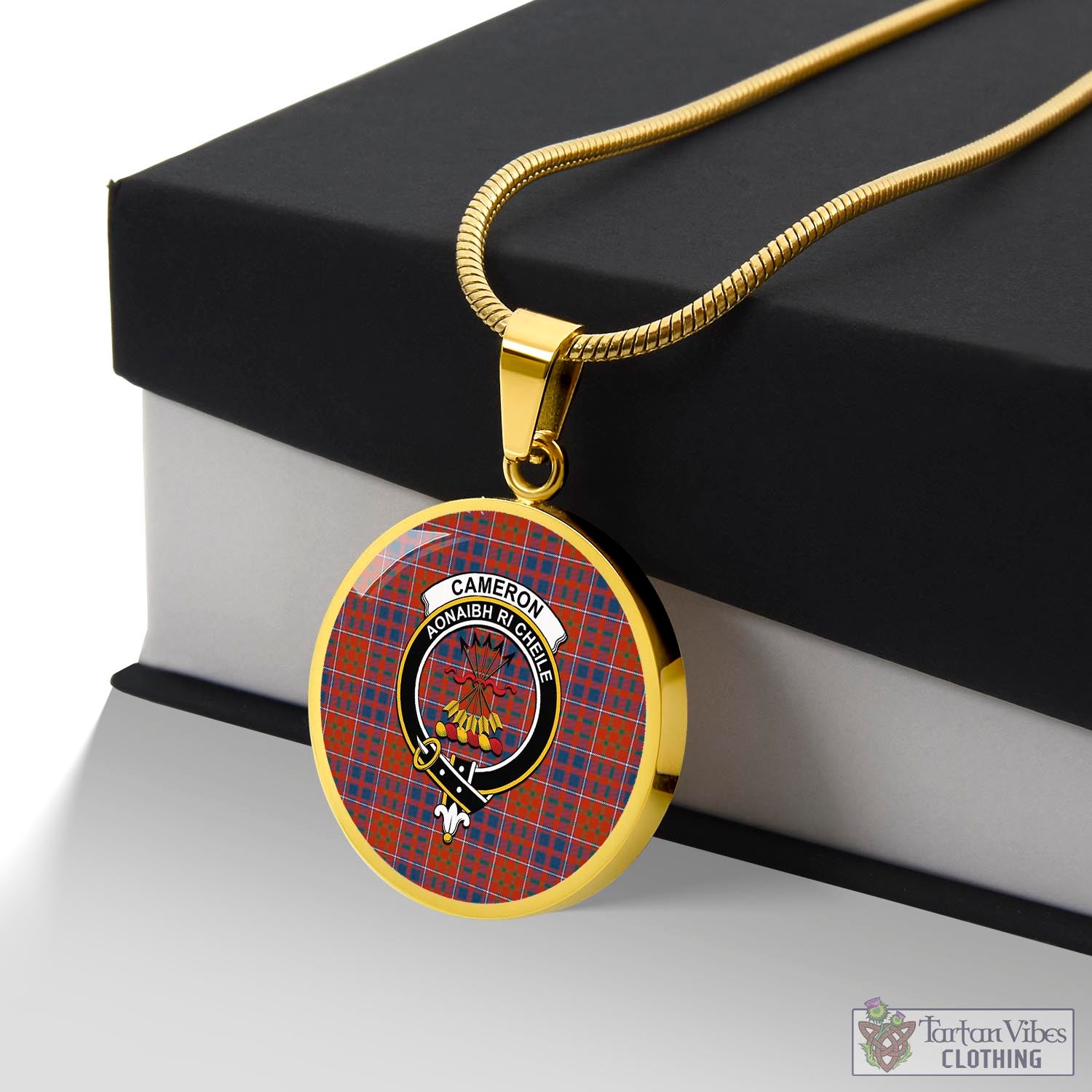 Tartan Vibes Clothing Cameron of Lochiel Ancient Tartan Circle Necklace with Family Crest