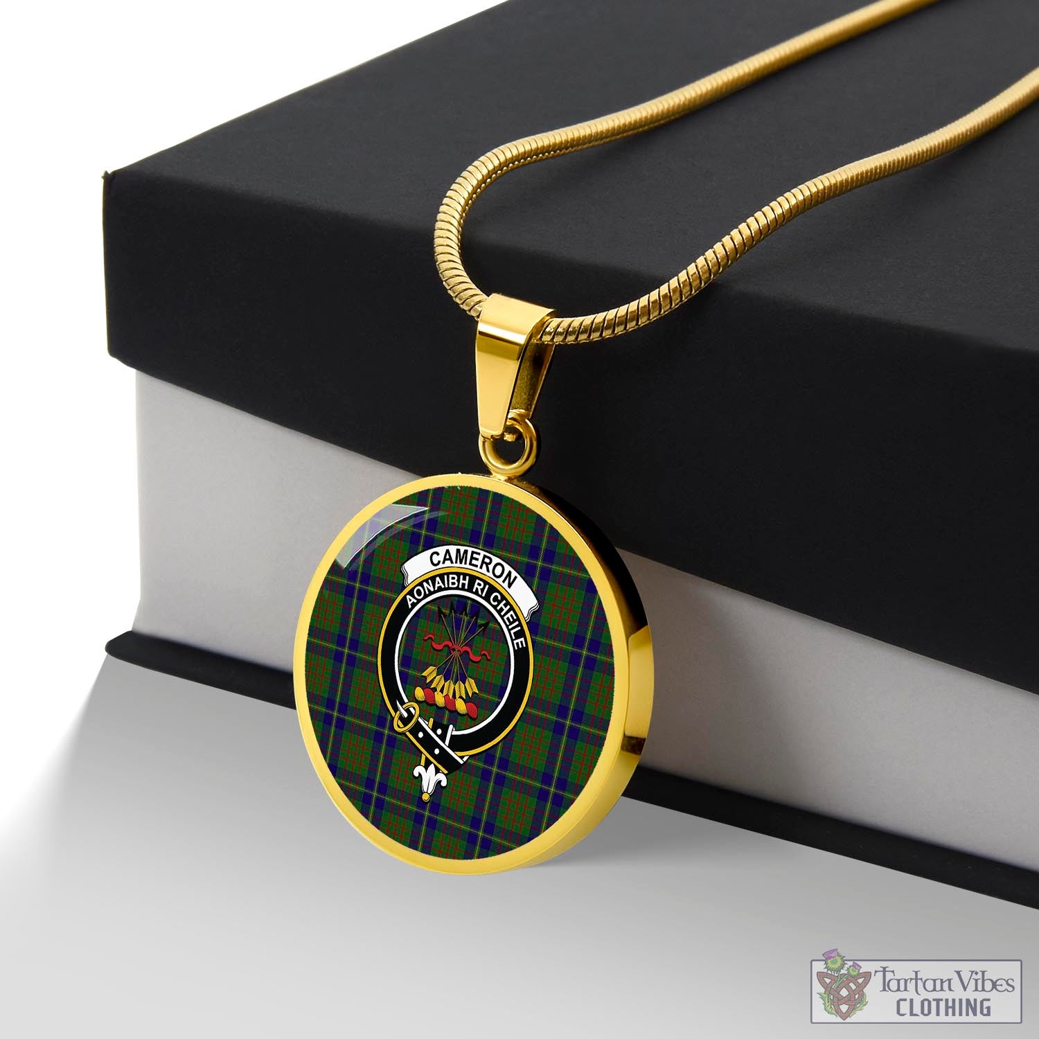 Tartan Vibes Clothing Cameron of Lochiel Hunting Tartan Circle Necklace with Family Crest