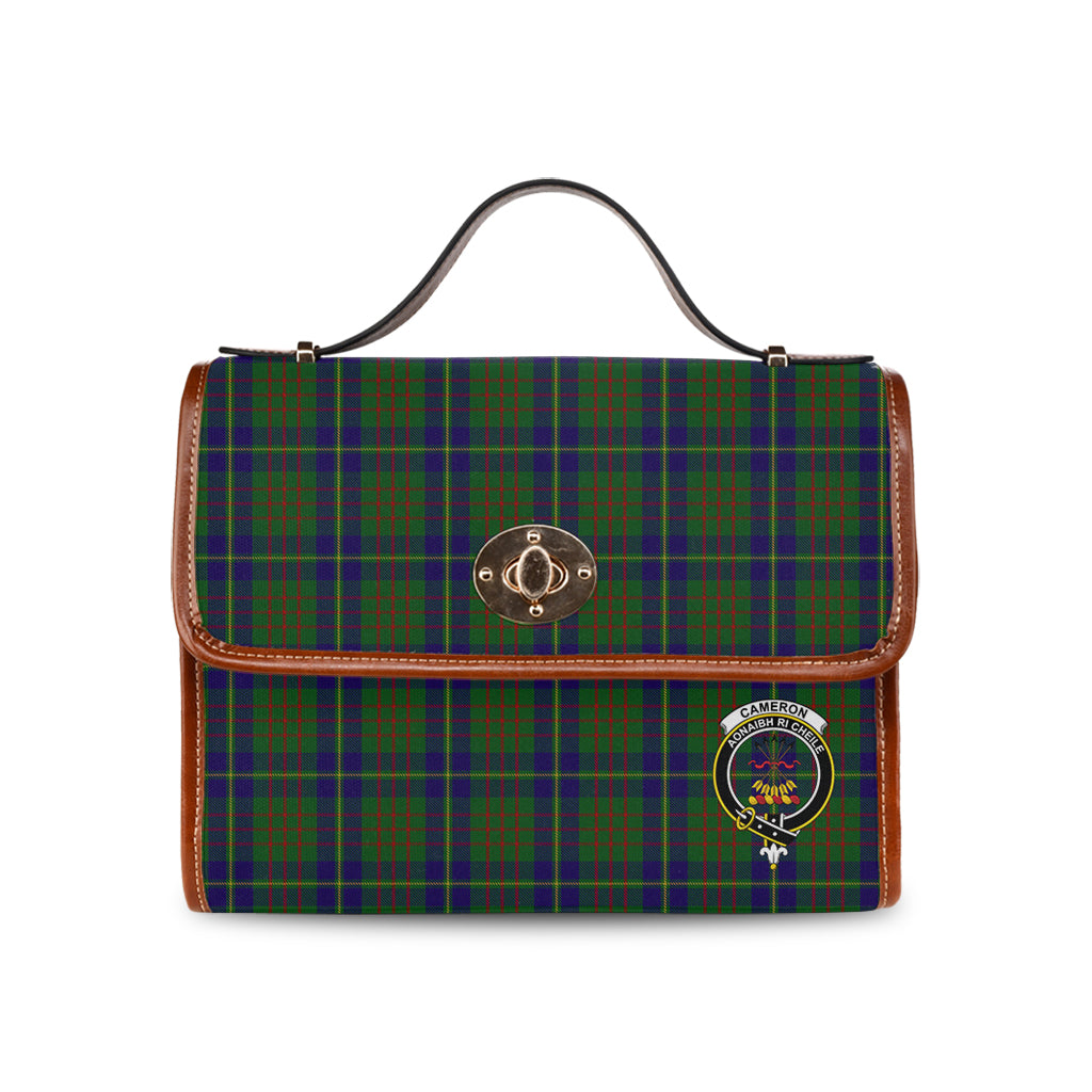 cameron-of-lochiel-hunting-tartan-leather-strap-waterproof-canvas-bag-with-family-crest