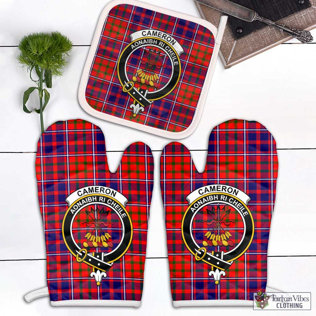 Cameron of Lochiel Modern Tartan Combo Oven Mitt & Pot-Holder with Family Crest Combo 1 Oven Mitt & 1 Pot-Holder White - Tartan Vibes Clothing