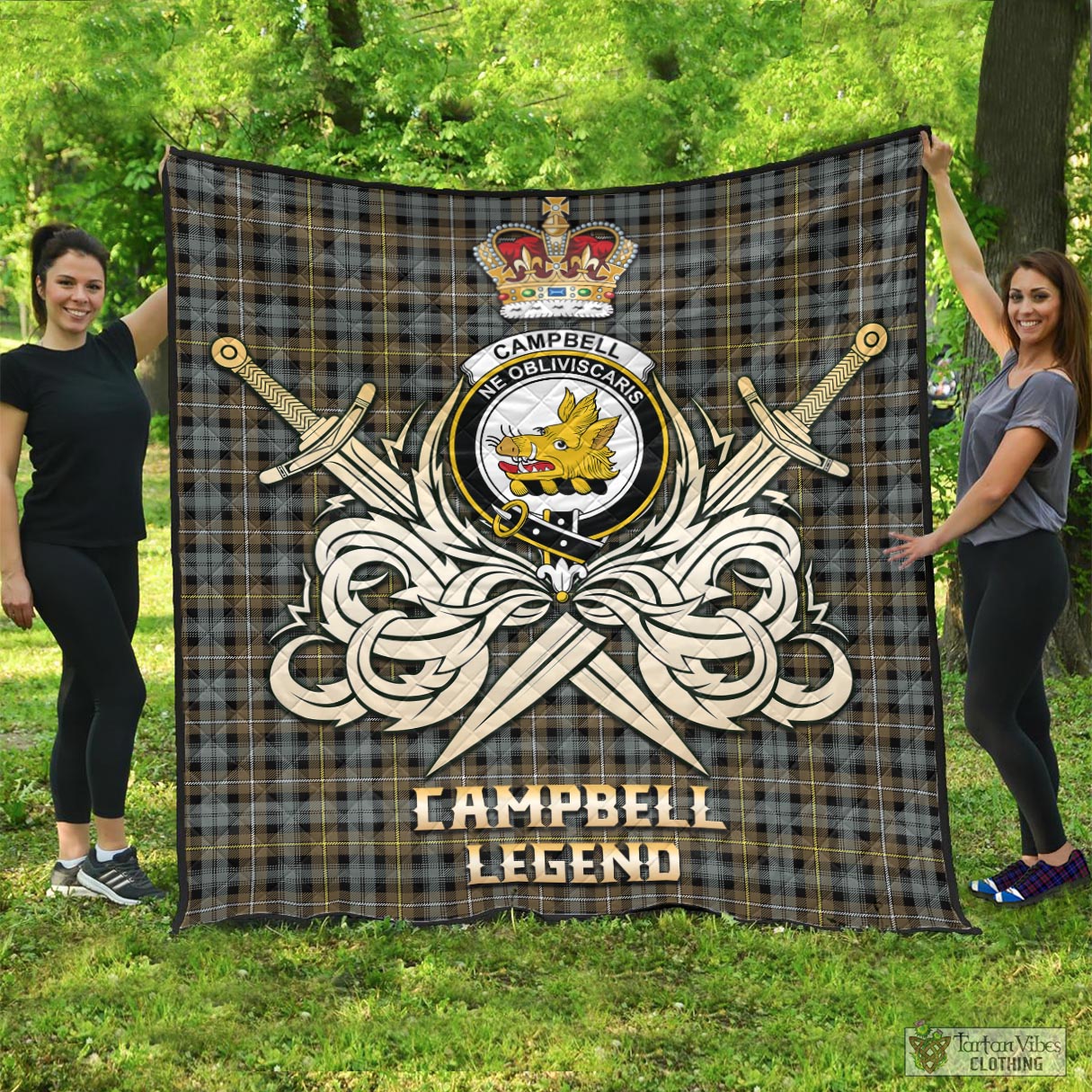 Tartan Vibes Clothing Campbell Argyll Weathered Tartan Quilt with Clan Crest and the Golden Sword of Courageous Legacy