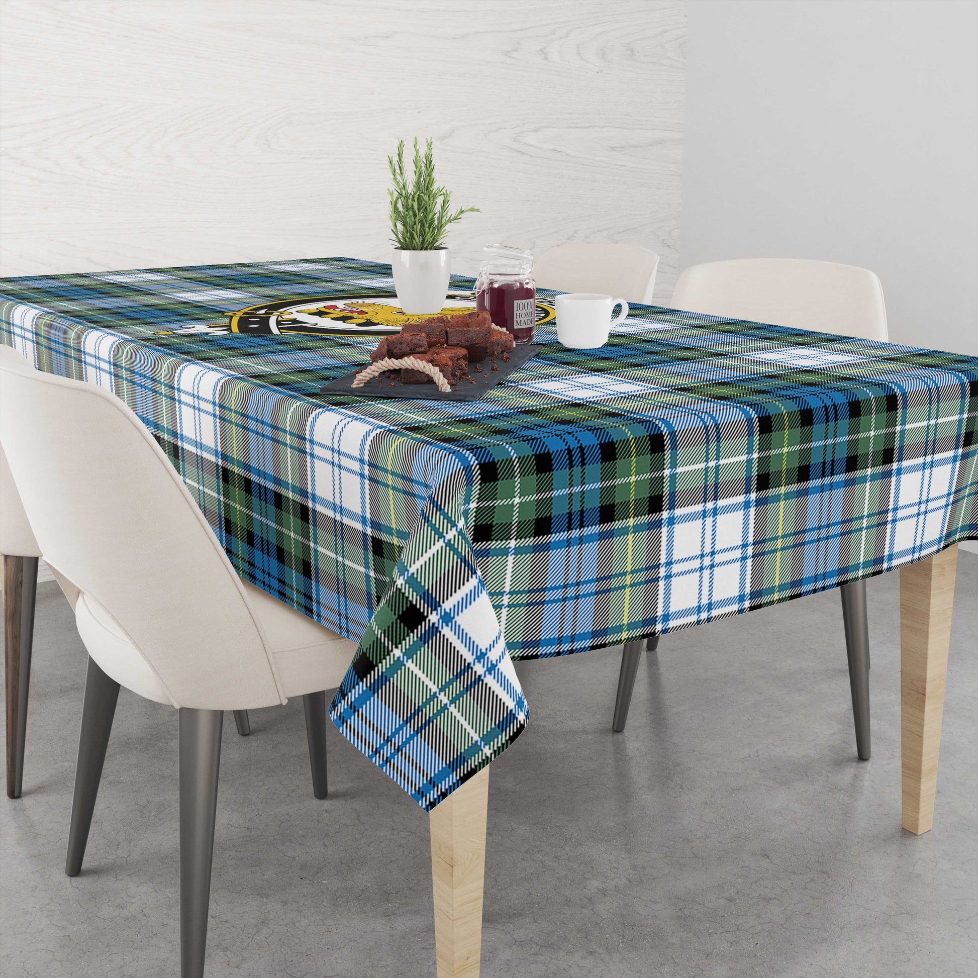 campbell-dress-ancient-tatan-tablecloth-with-family-crest