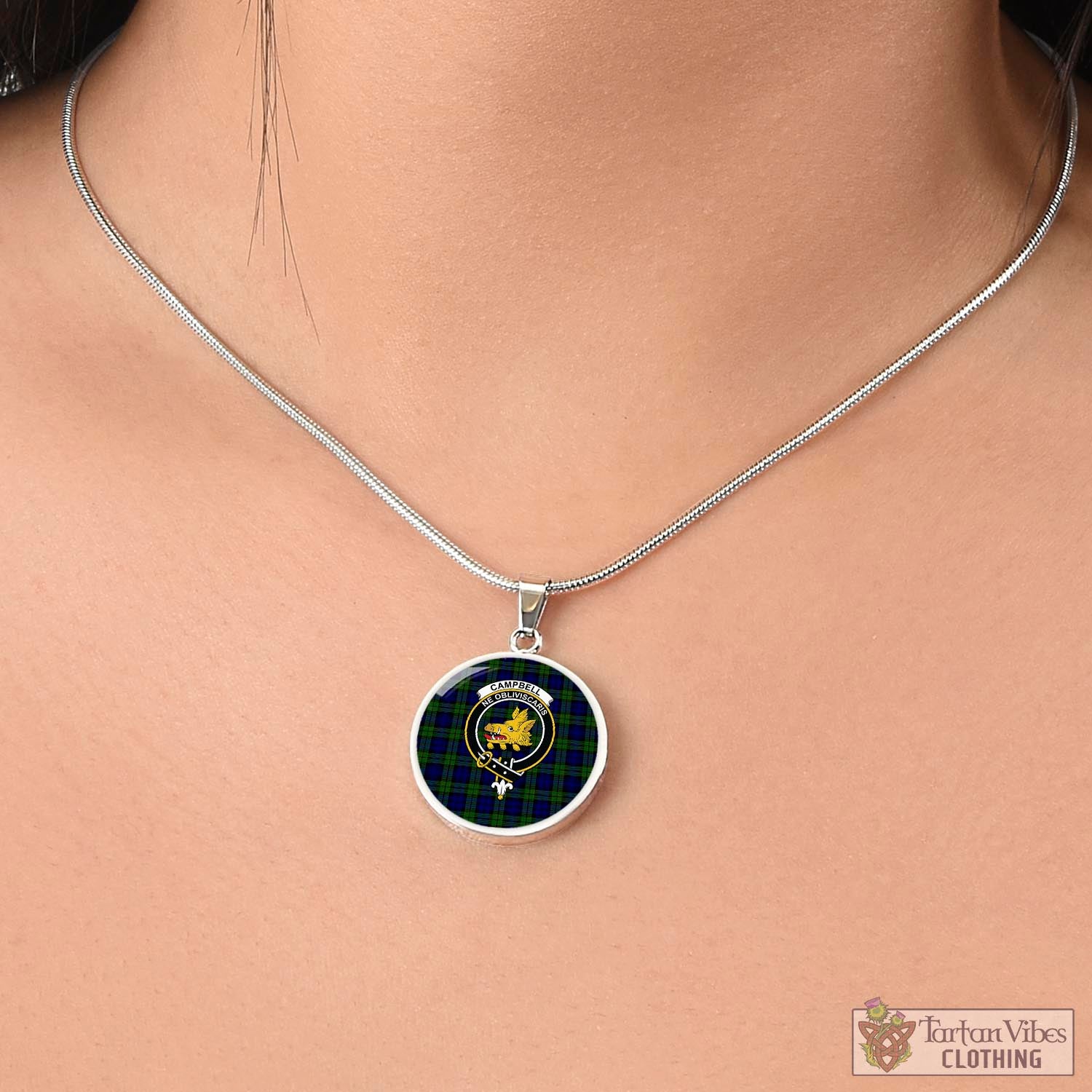 Tartan Vibes Clothing Campbell Modern Tartan Circle Necklace with Family Crest