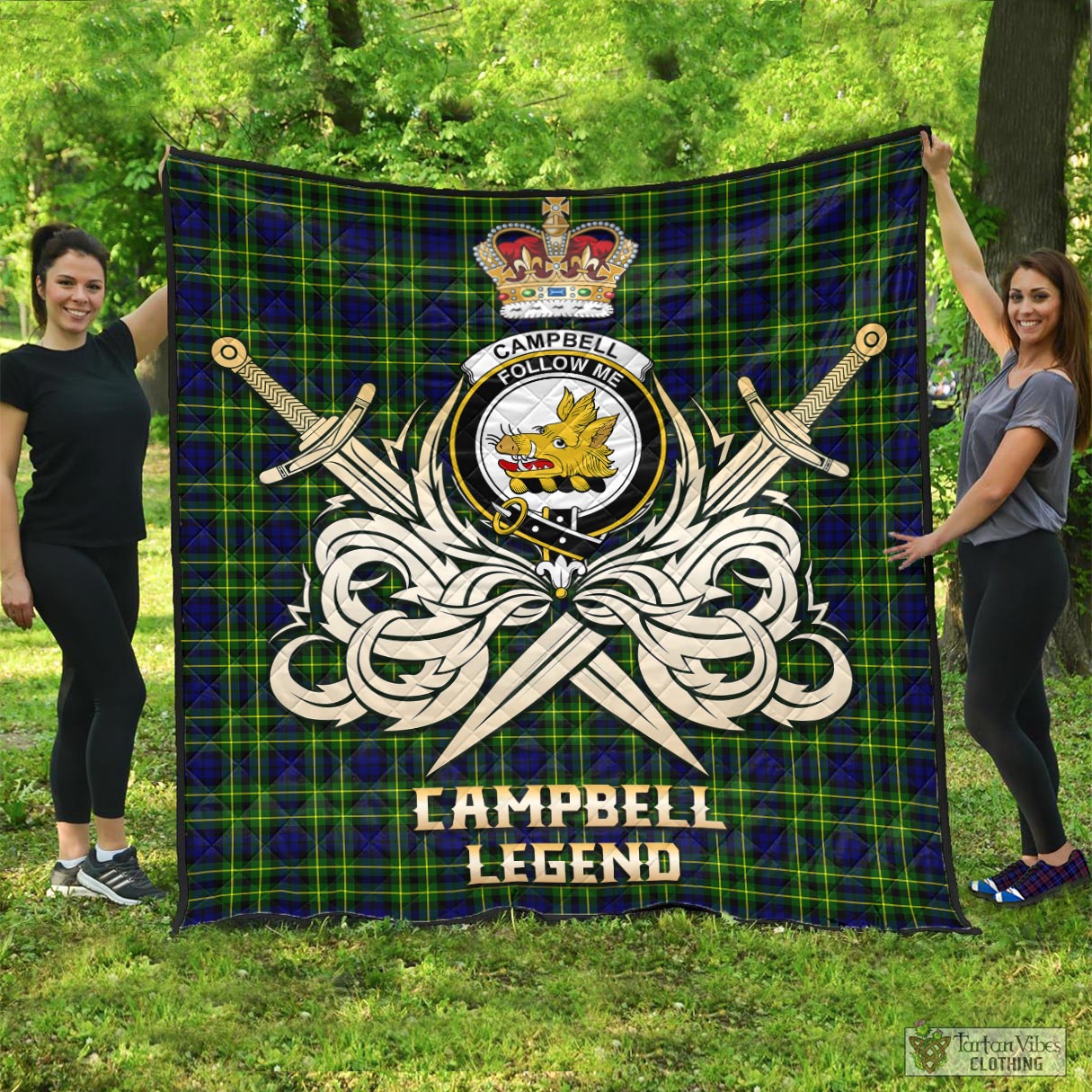 Tartan Vibes Clothing Campbell of Breadalbane Modern Tartan Quilt with Clan Crest and the Golden Sword of Courageous Legacy