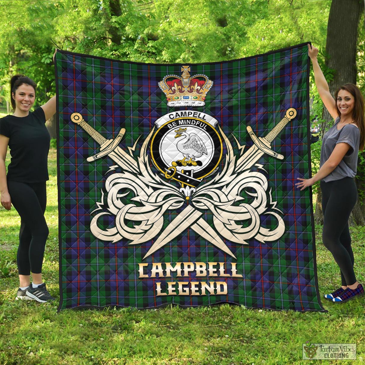 Tartan Vibes Clothing Campbell of Cawdor Tartan Quilt with Clan Crest and the Golden Sword of Courageous Legacy