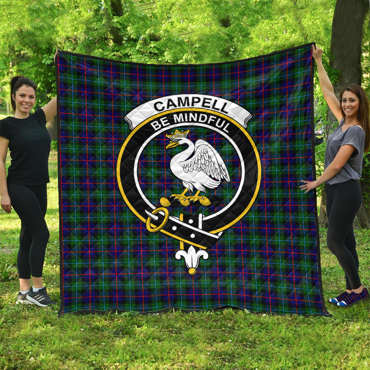 campbell-of-cawdor-modern-tartan-quilt-with-family-crest