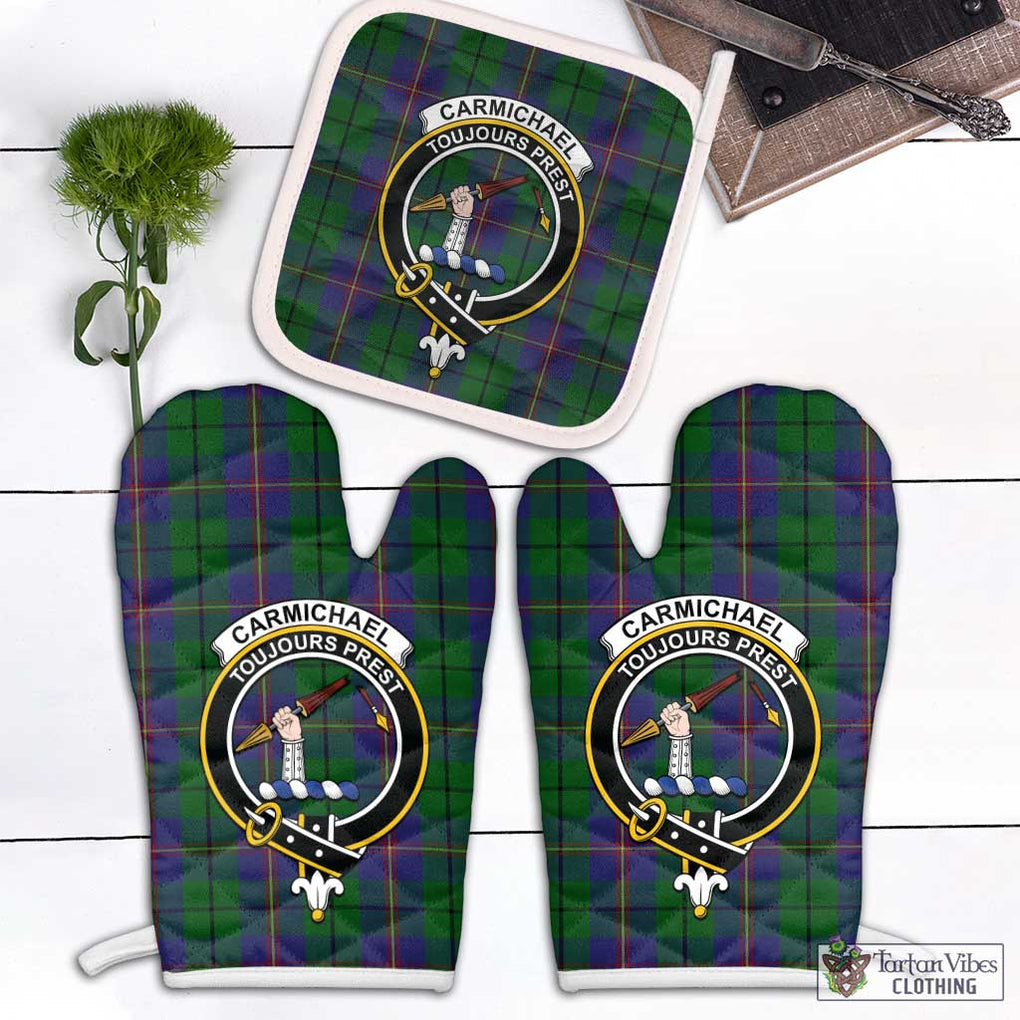 Carmichael Tartan Combo Oven Mitt & Pot-Holder with Family Crest Combo 1 Oven Mitt & 1 Pot-Holder White - Tartan Vibes Clothing