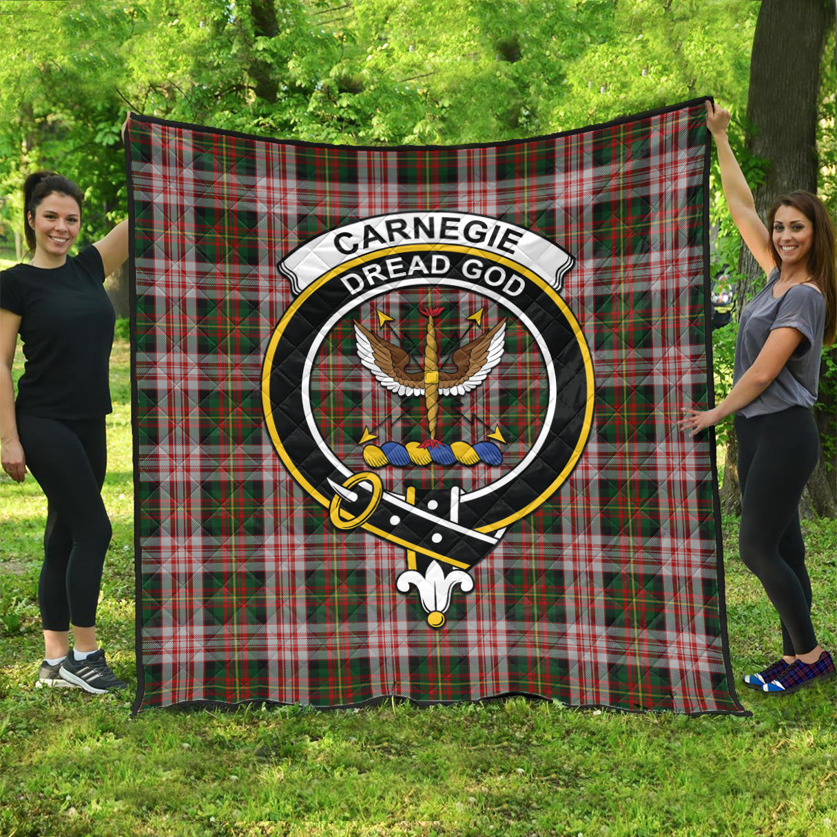 carnegie-dress-tartan-quilt-with-family-crest