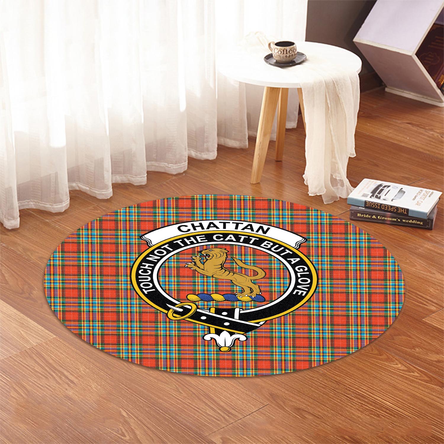 Chattan Tartan Round Rug with Family Crest - Tartanvibesclothing