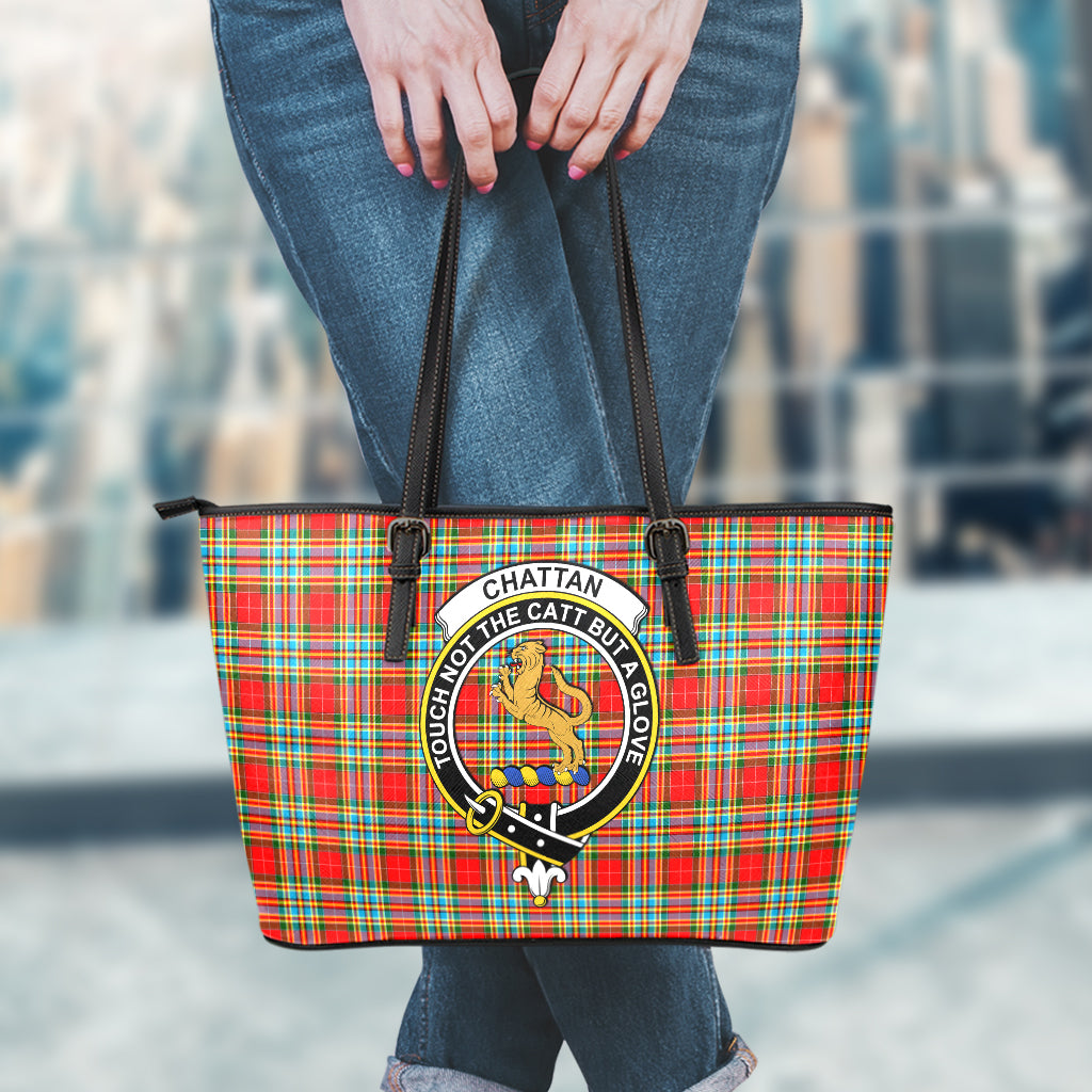 chattan-tartan-leather-tote-bag-with-family-crest