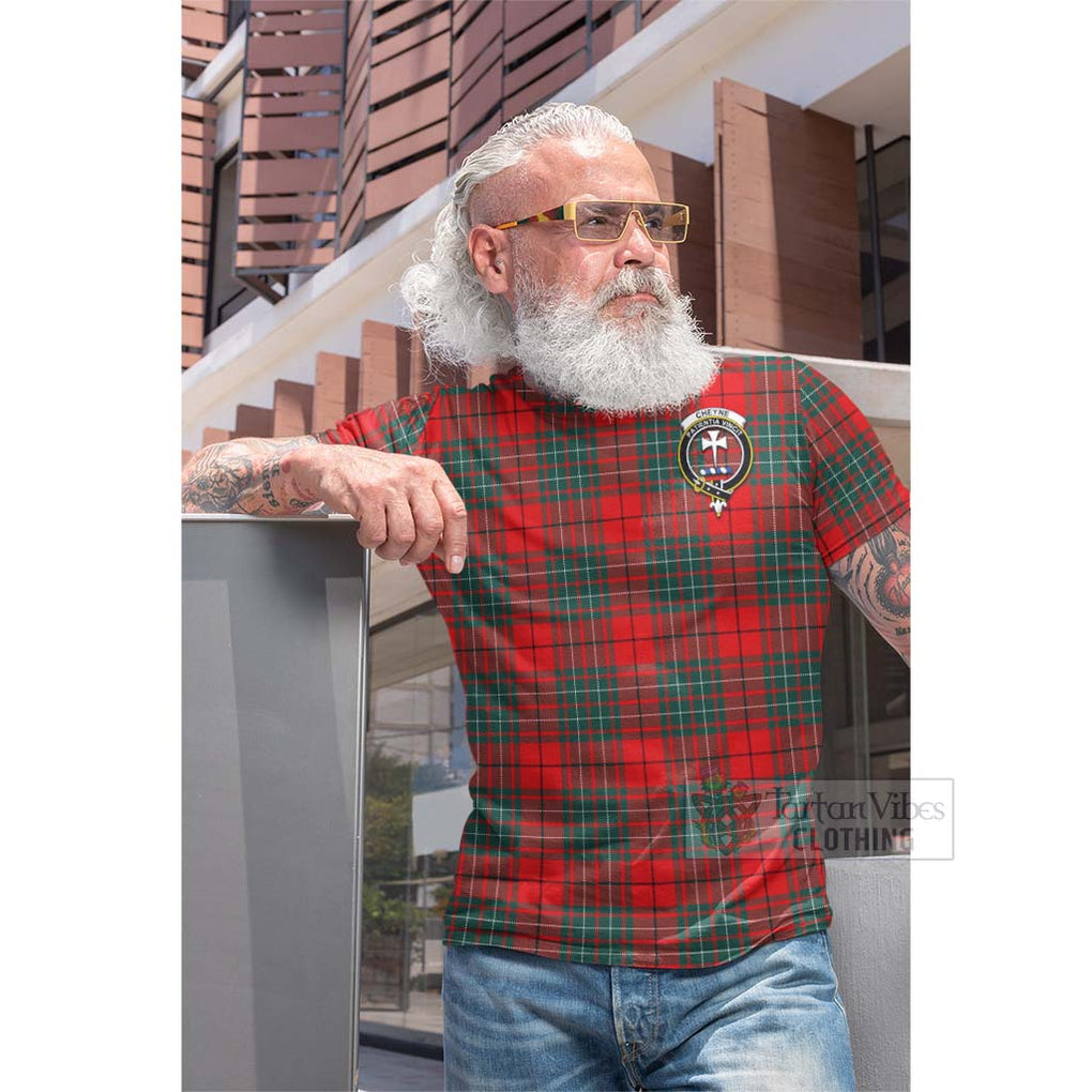 Tartan Vibes Clothing Cheyne Tartan Cotton T-shirt with Family Crest and Bearded Skull Holding Bottles of Whiskey