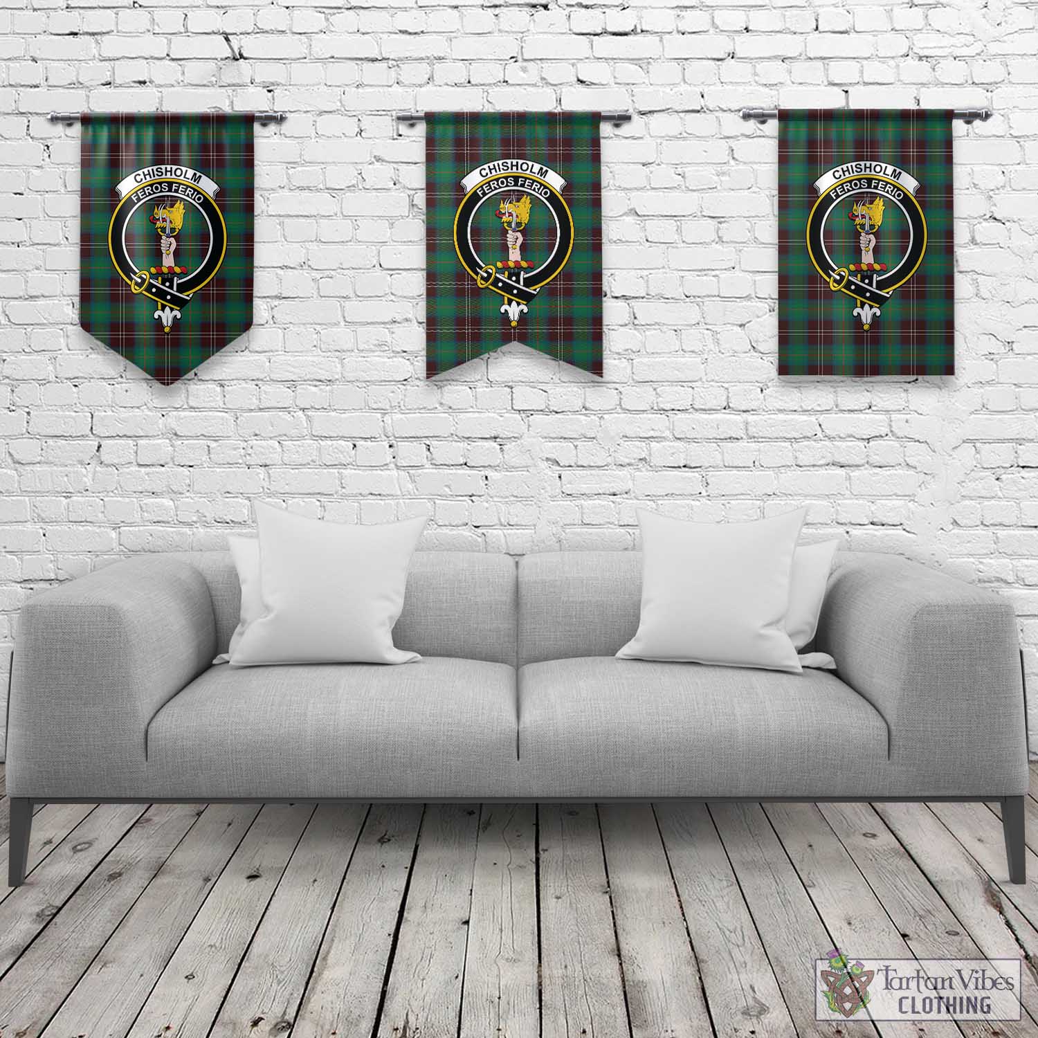 Tartan Vibes Clothing Chisholm Hunting Ancient Tartan Gonfalon, Tartan Banner with Family Crest