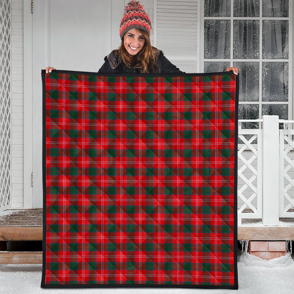 chisholm-modern-tartan-quilt