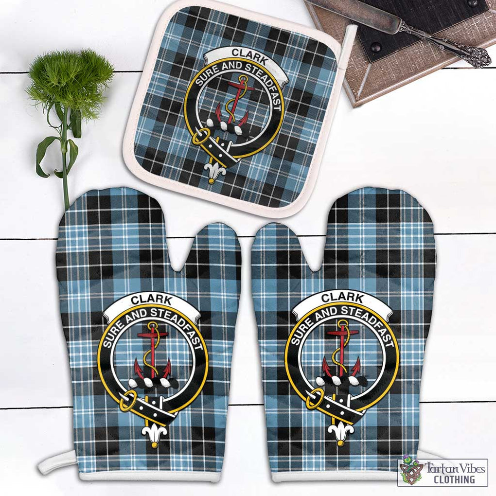 Clark Ancient Tartan Combo Oven Mitt & Pot-Holder with Family Crest Combo 1 Oven Mitt & 1 Pot-Holder White - Tartan Vibes Clothing