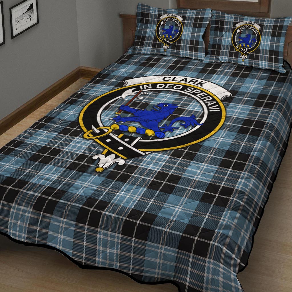 Clark (Lion) Ancient Tartan Quilt Bed Set with Family Crest - Tartan Vibes Clothing