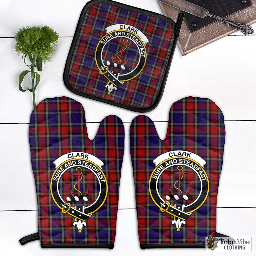 Clark Red Tartan Combo Oven Mitt & Pot-Holder with Family Crest Combo 1 Oven Mitt & 1 Pot-Holder Black - Tartan Vibes Clothing