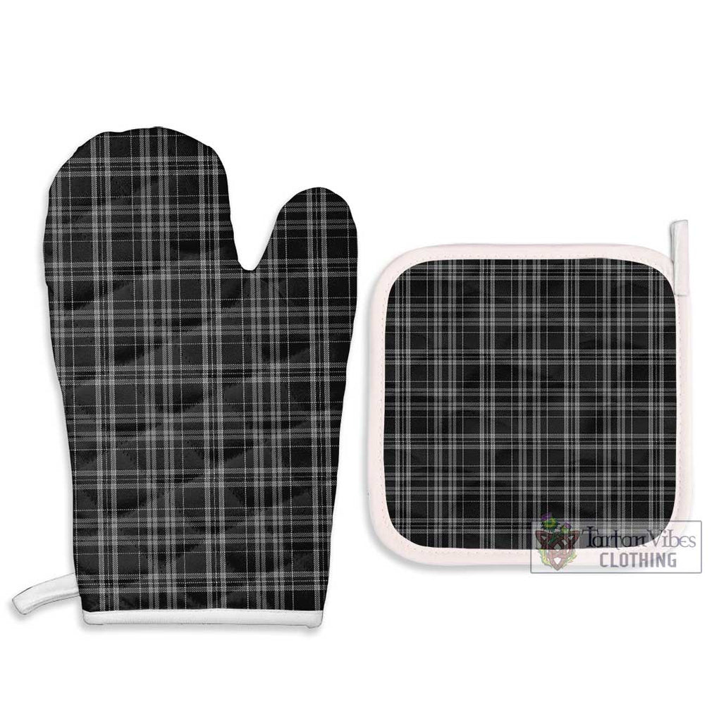 Clergy Grey Tartan Combo Oven Mitt & Pot-Holder Combo 1 Oven Mitt & 2 Pot-Holder White - Tartan Vibes Clothing