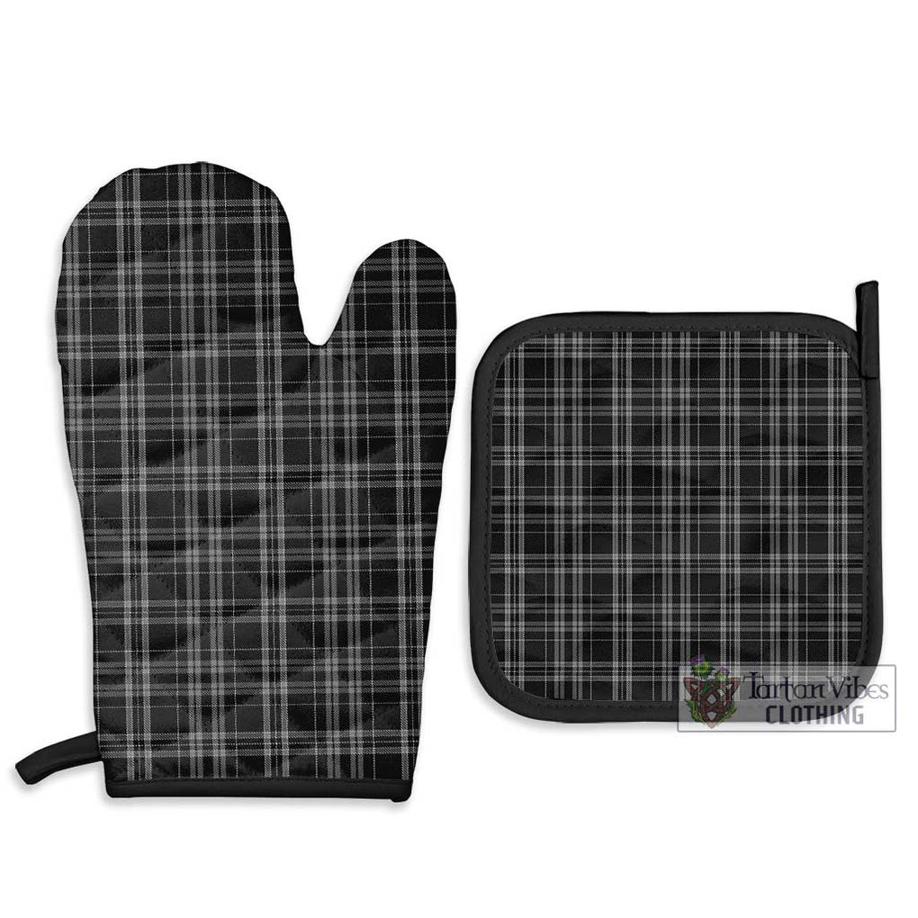 Clergy Grey Tartan Combo Oven Mitt & Pot-Holder Combo 1 Oven Mitt & 2 Pot-Holder Black - Tartan Vibes Clothing