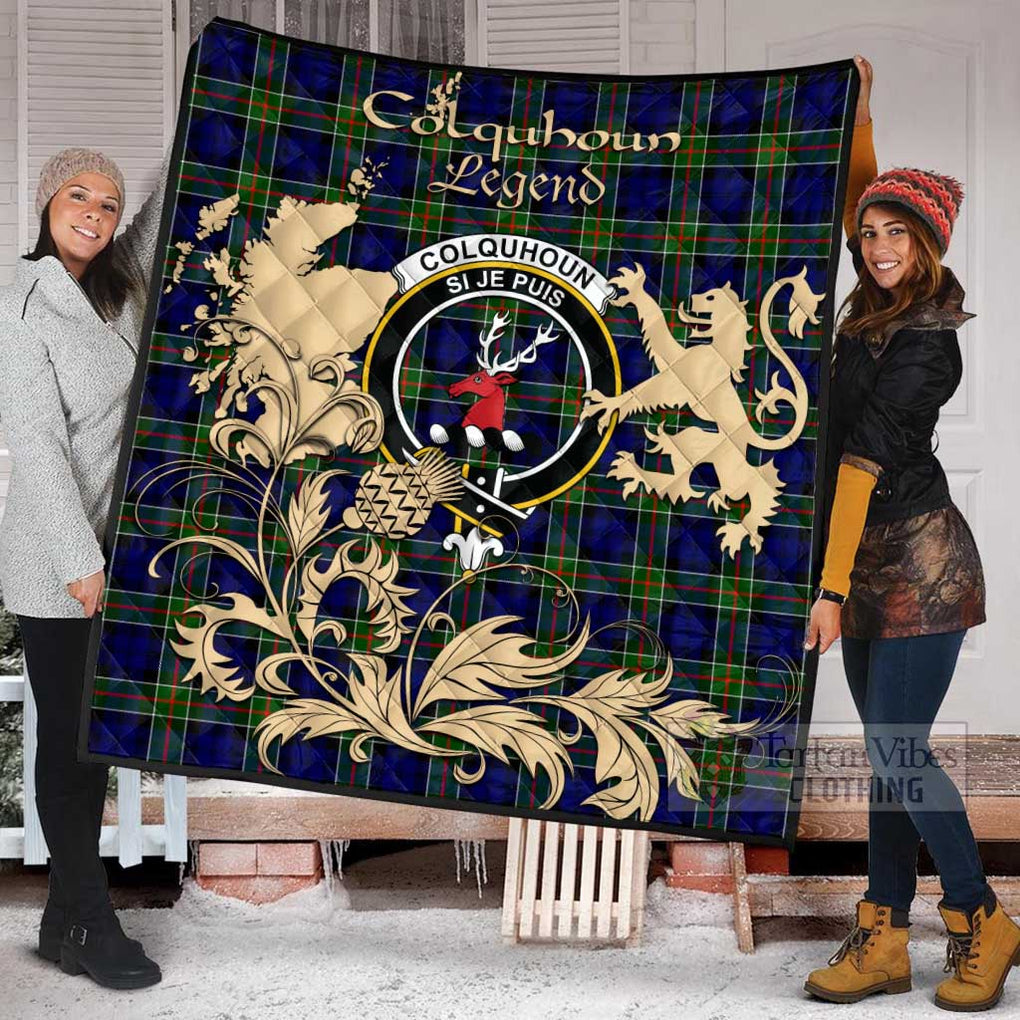 Tartan Vibes Clothing Colquhoun Tartan Quilt with Family Crest and Scottish Symbol Style