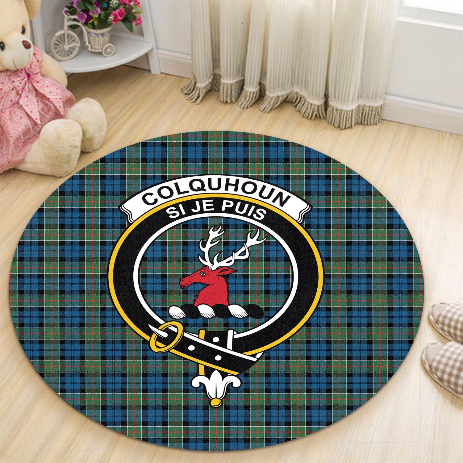 Colquhoun Ancient Tartan Round Rug with Family Crest - Tartanvibesclothing