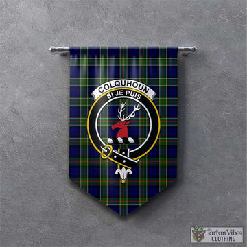 Colquhoun Tartan Gonfalon, Tartan Banner with Family Crest