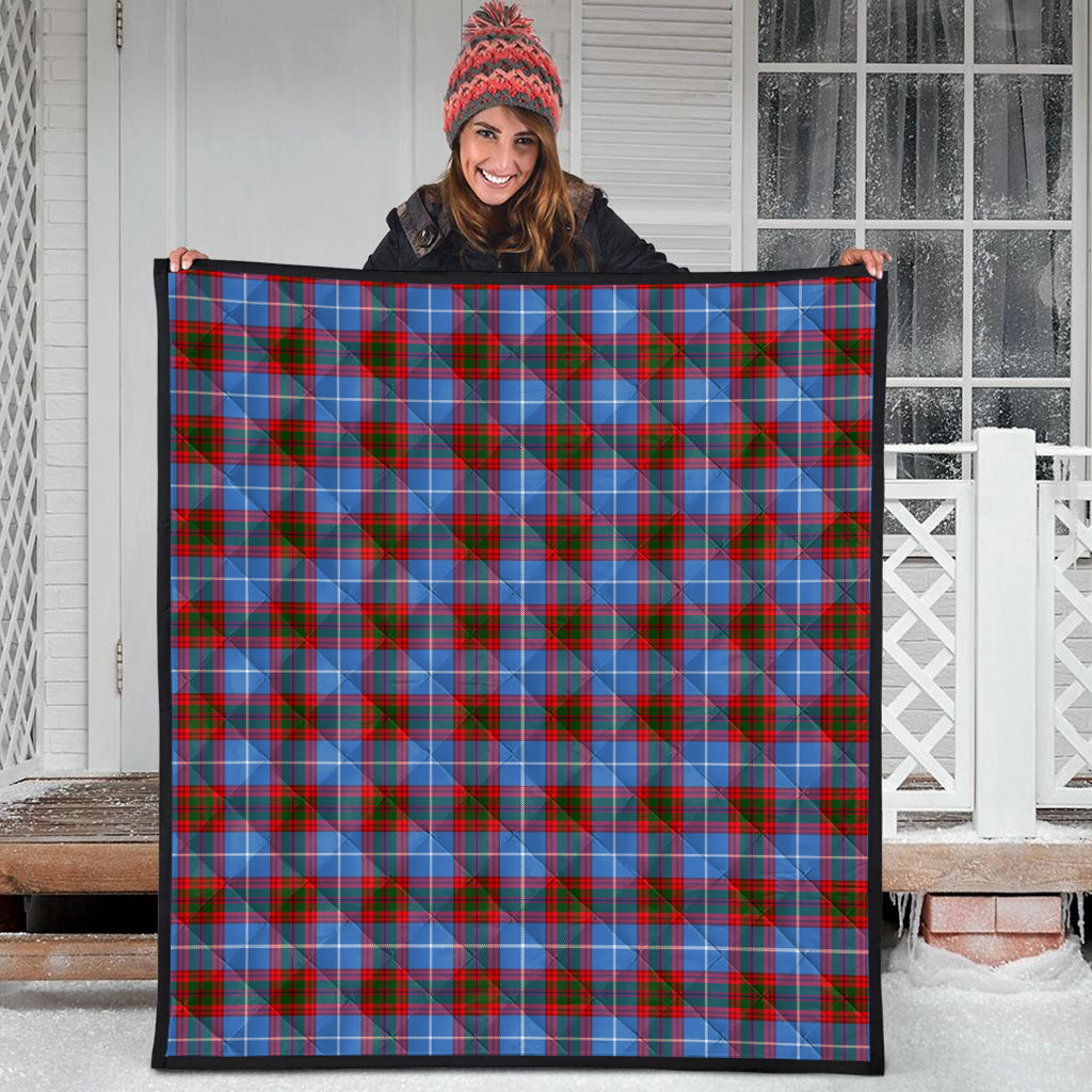 congilton-tartan-quilt