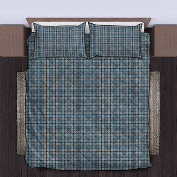 Conquergood Tartan Quilt Bed Set