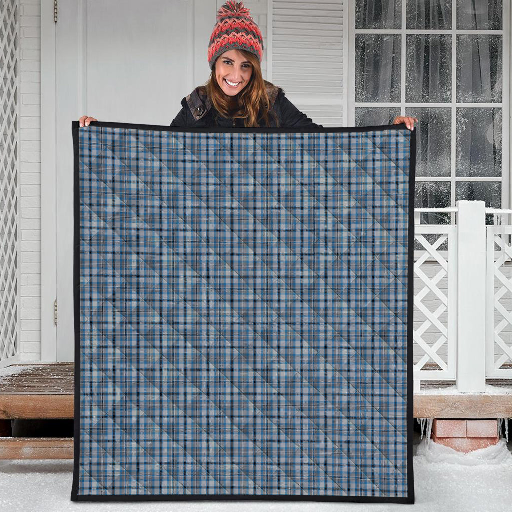 conquergood-tartan-quilt