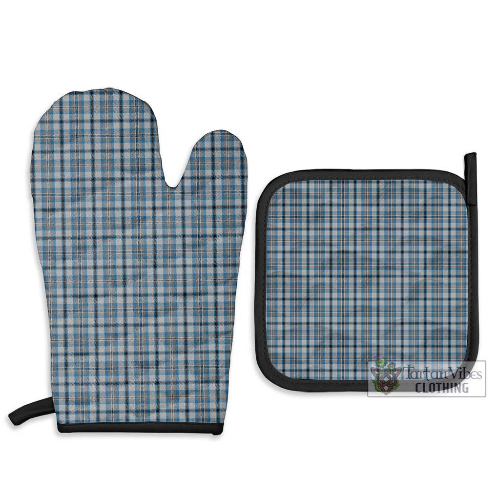 Conquergood Tartan Combo Oven Mitt & Pot-Holder Combo 1 Oven Mitt & 2 Pot-Holder Black - Tartan Vibes Clothing