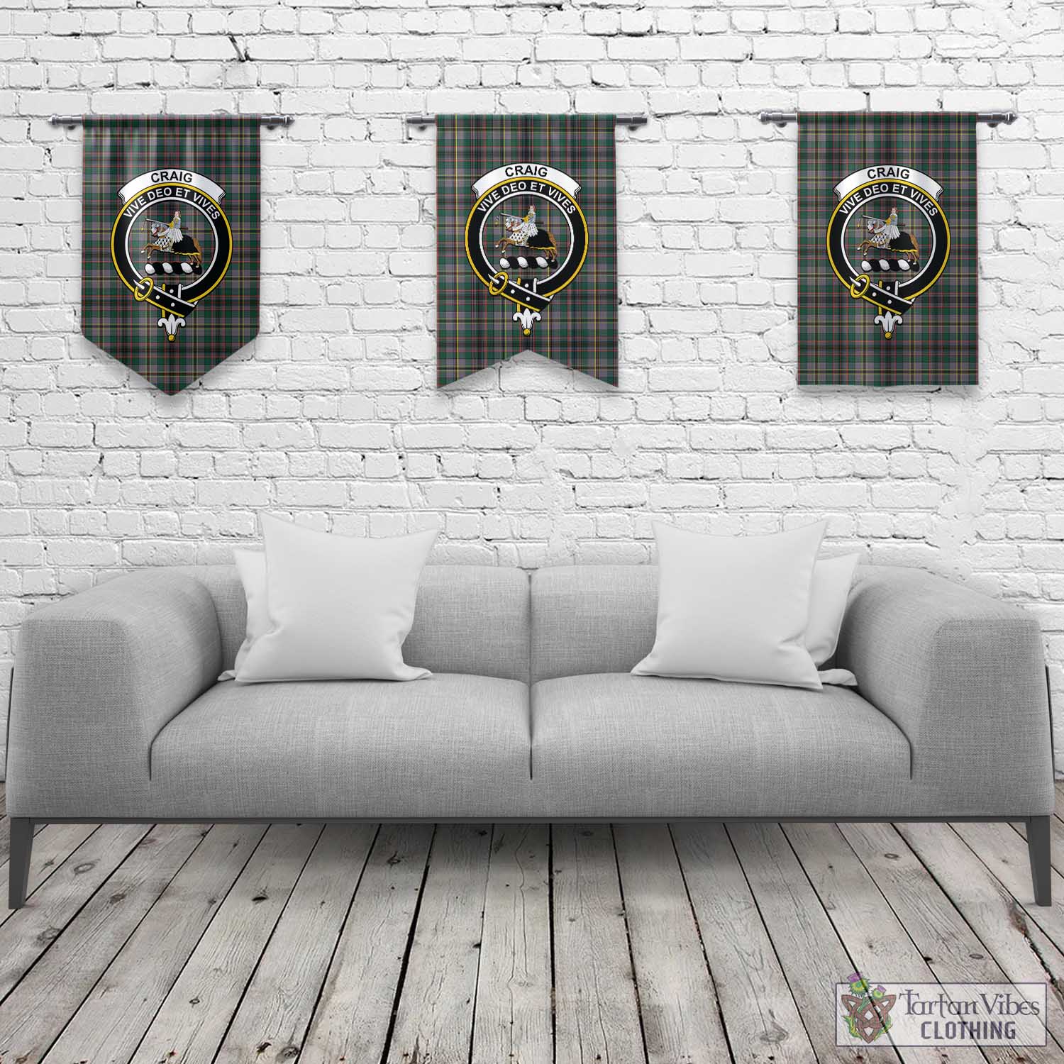 Tartan Vibes Clothing Craig Ancient Tartan Gonfalon, Tartan Banner with Family Crest