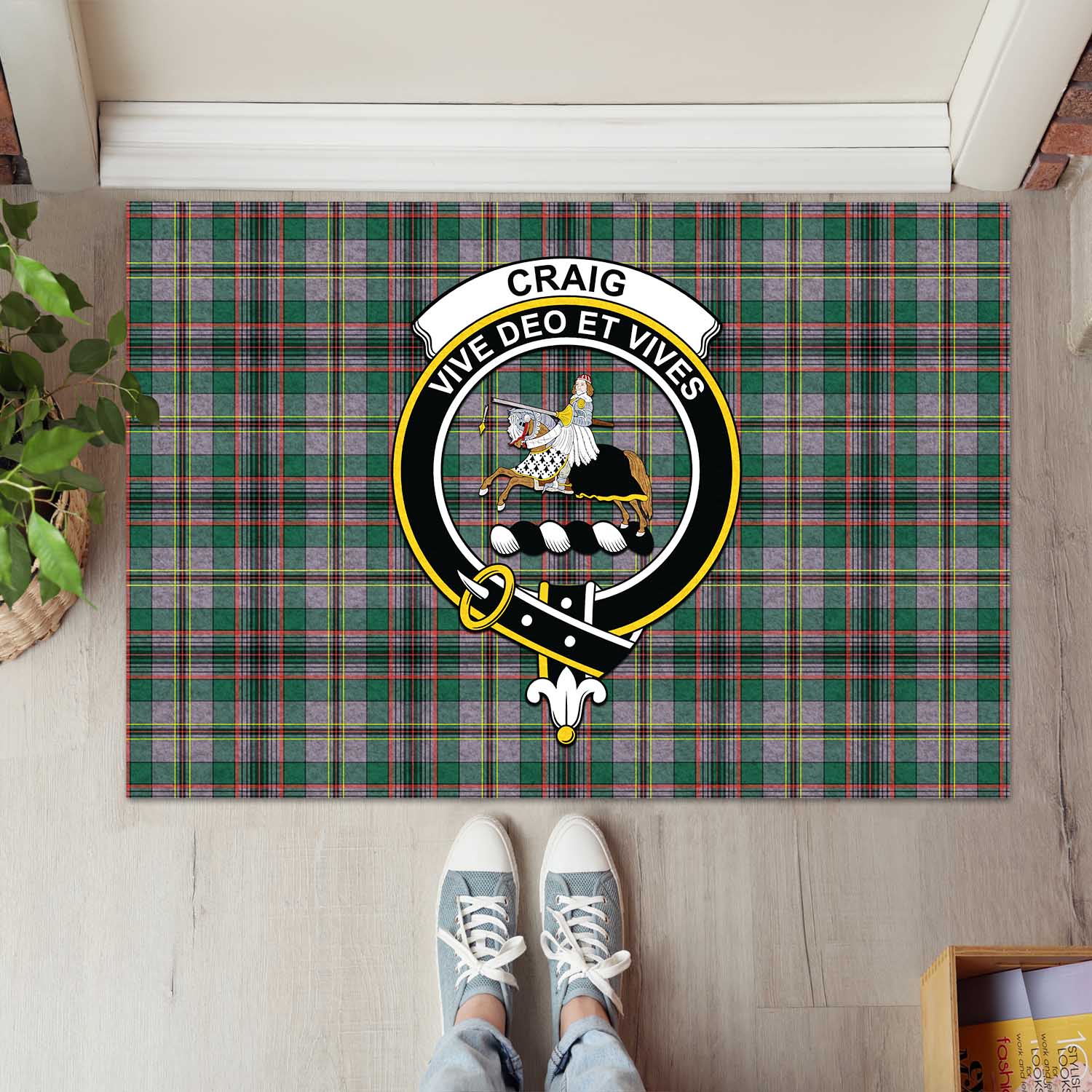 Craig Ancient Tartan Door Mat with Family Crest - Tartanvibesclothing