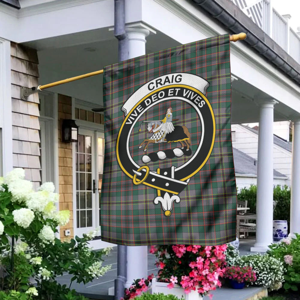 Craig Ancient Tartan Flag with Family Crest - Tartan Vibes Clothing