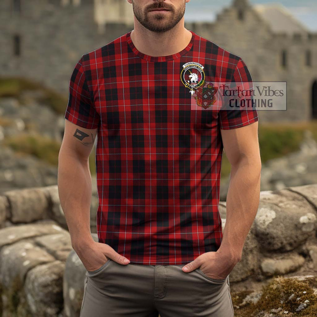 Cunningham Tartan Cotton T-Shirt with Family Crest Men's Shirt - Tartanvibesclothing Shop