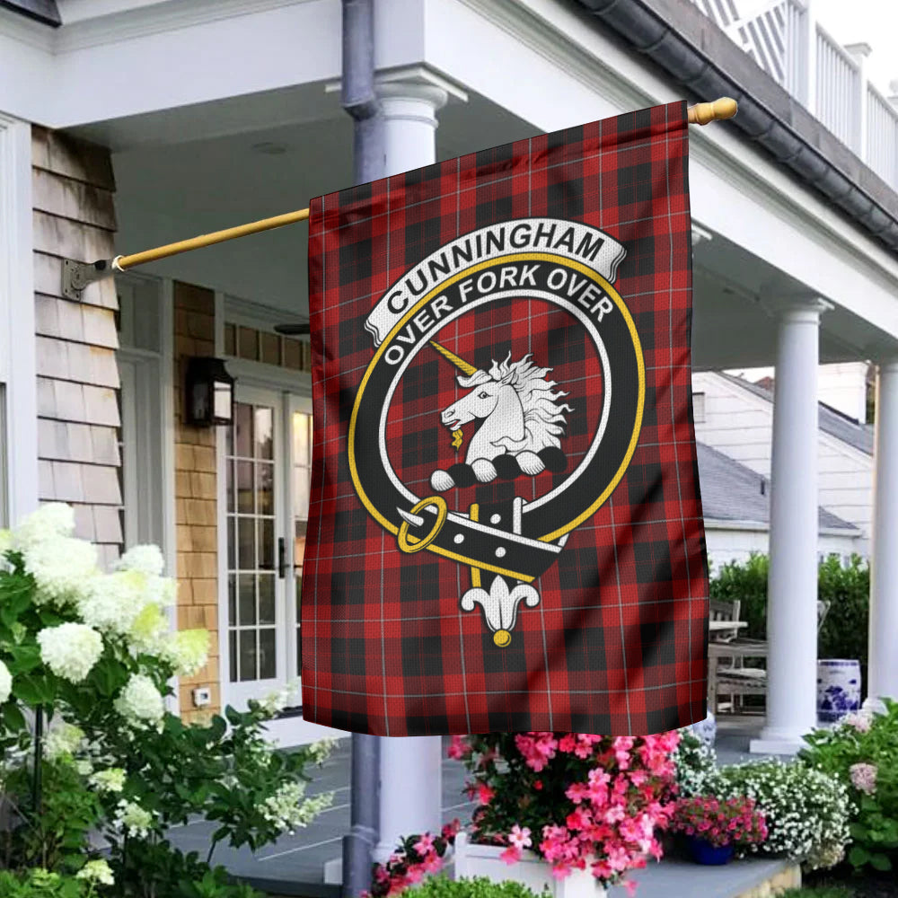 cunningham-tartan-flag-with-family-crest