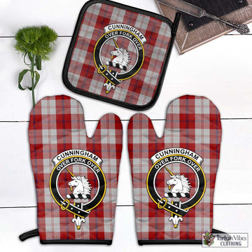 Cunningham Dress Tartan Combo Oven Mitt & Pot-Holder with Family Crest