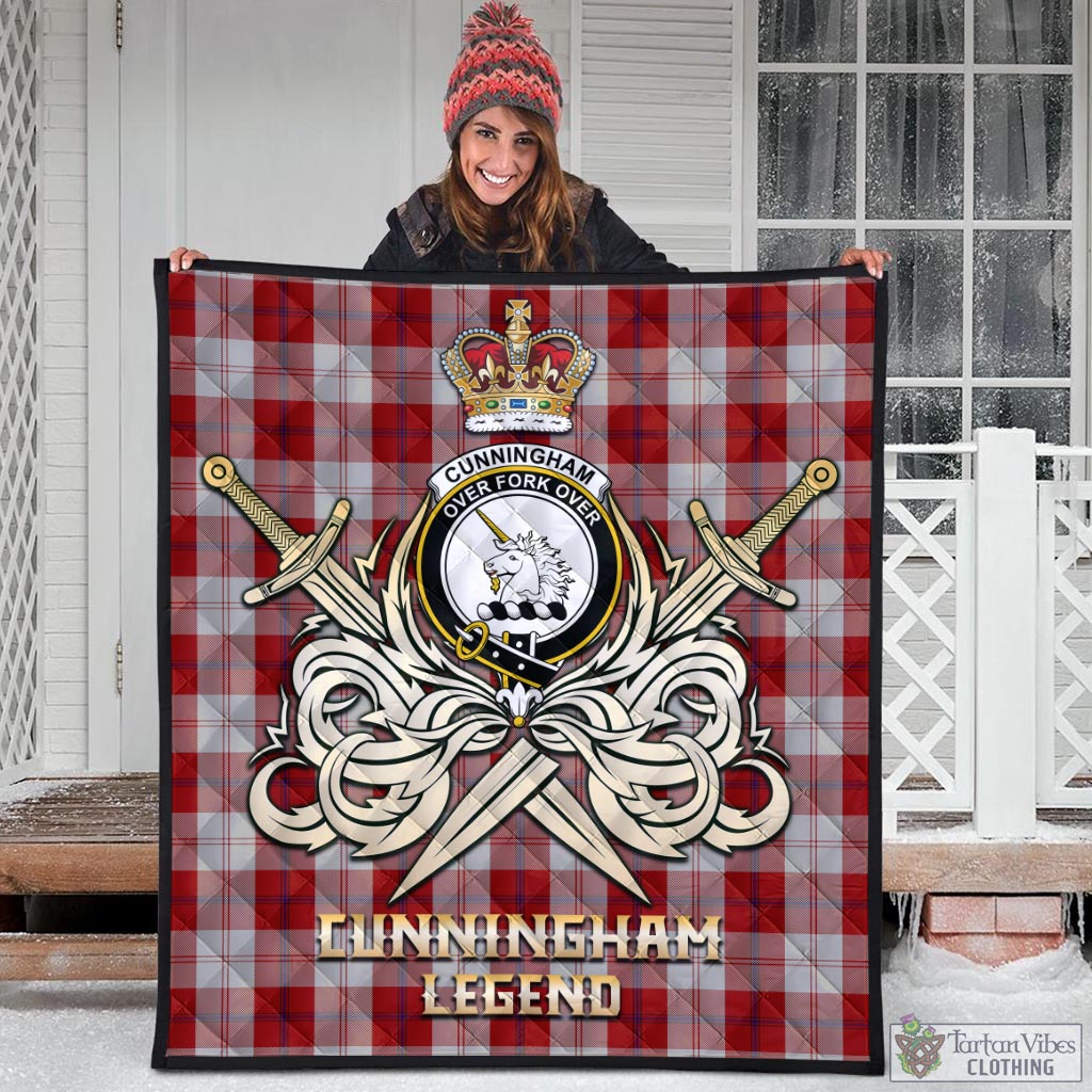 Tartan Vibes Clothing Cunningham Dress Tartan Quilt with Clan Crest and the Golden Sword of Courageous Legacy