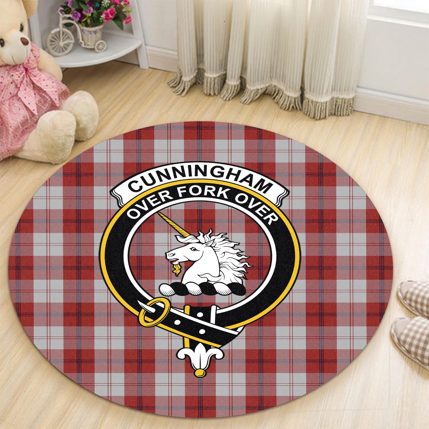 Cunningham Dress Tartan Round Rug with Family Crest - Tartanvibesclothing