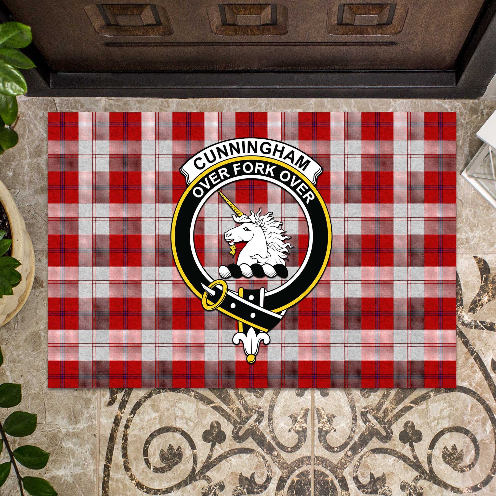 Cunningham Dress Tartan Door Mat with Family Crest - Tartanvibesclothing