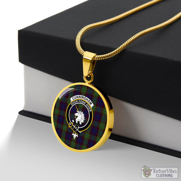 Cunningham Hunting Tartan Circle Necklace with Family Crest