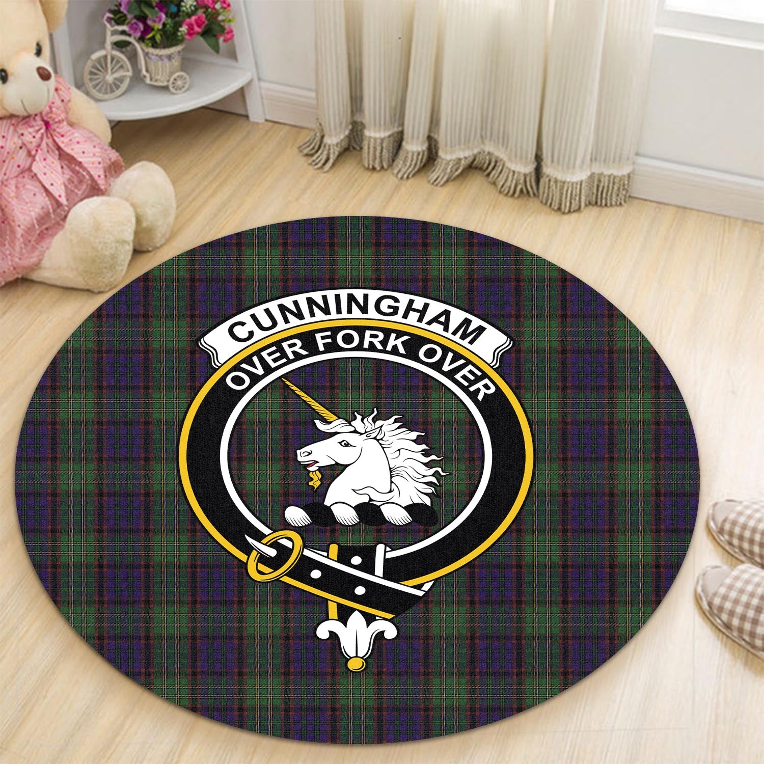 Cunningham Hunting Tartan Round Rug with Family Crest - Tartanvibesclothing